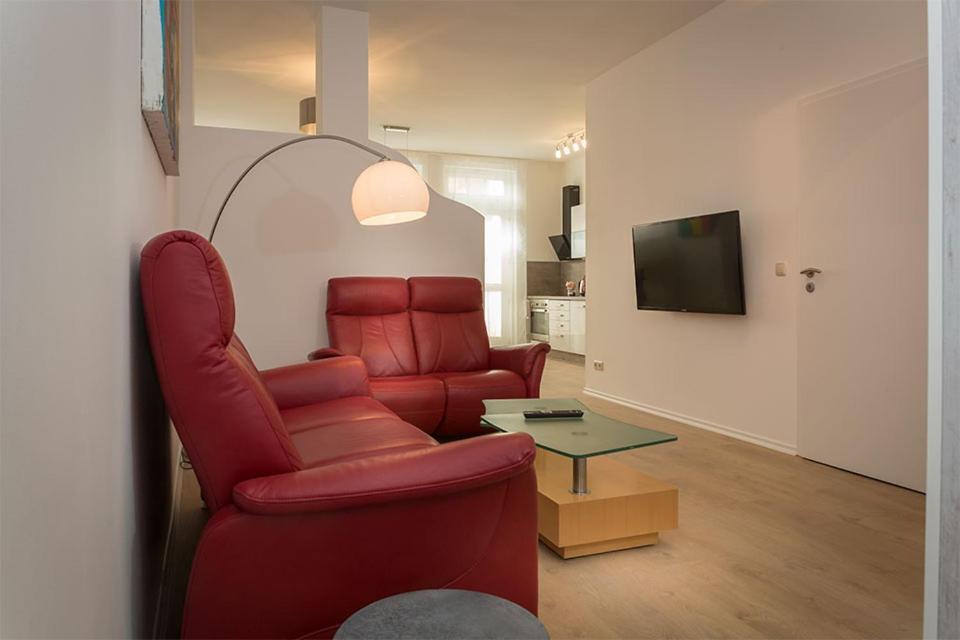 H& Apartments im Herzen der Stadt in der Lange Strasse geräumig ruhig mit Küche und Esstisch Greifswald Exterior foto
